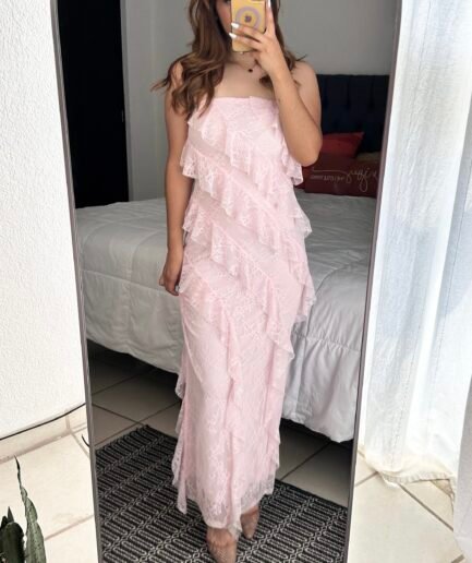 Vestido rosa encaje