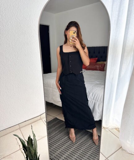 Falda larga color negro