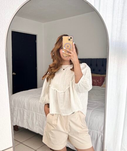 Short beige